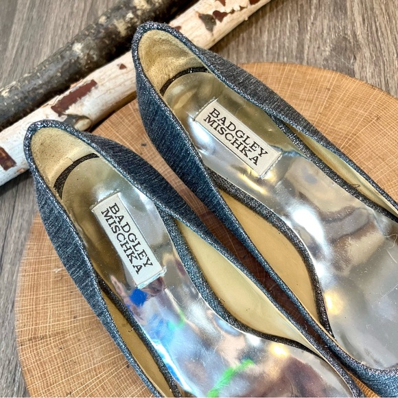 *Badgley Mischka | Silver Metallic Fabric Pumps with Jeweled Heels Size 9.5 - Picture 10 of 16
